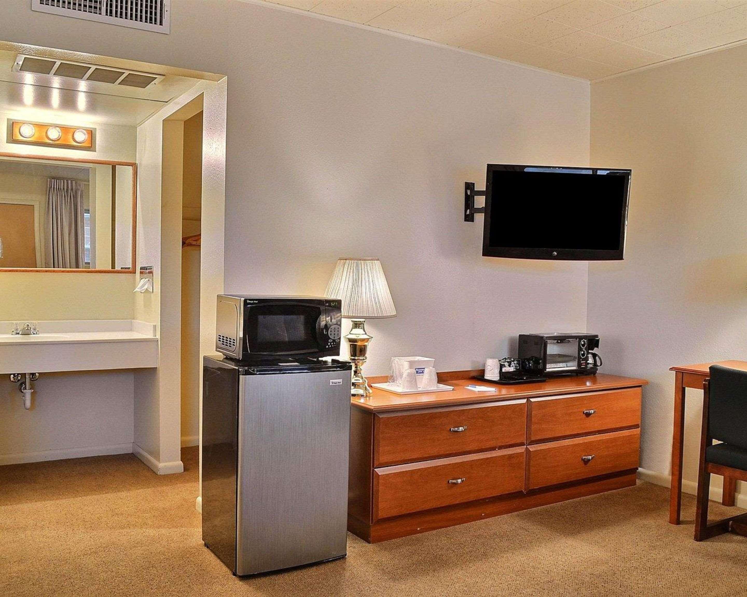 Skyline Motor Inn Коди Экстерьер фото
