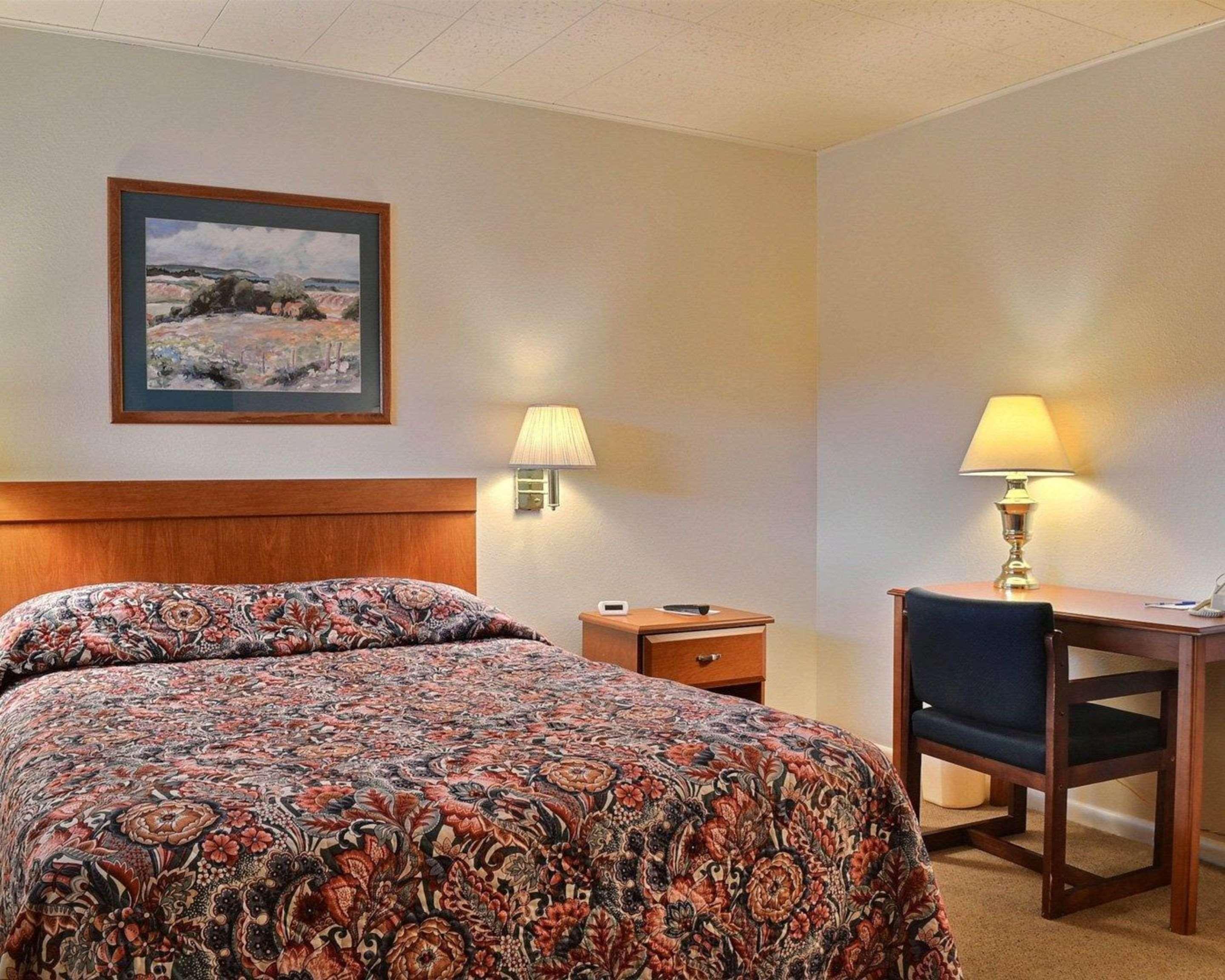Skyline Motor Inn Коди Экстерьер фото